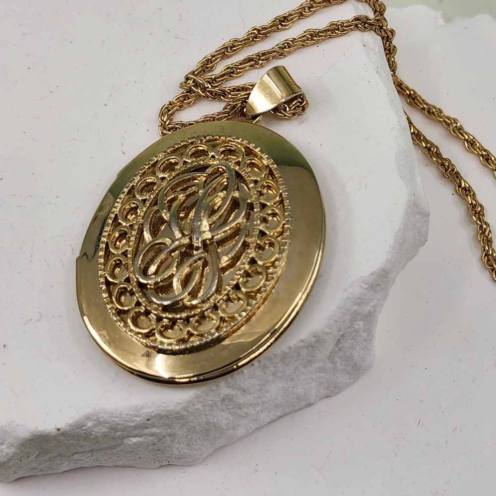 Gold Tone Oval Locket Pendant Necklace Ornate Filigree Monogram Vintage Style
